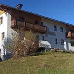 Guem Apartment *