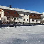 Guem Apartment *
